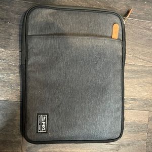 PKG digital carry goods laptop computer case 14”x11” charcoal with black trim
